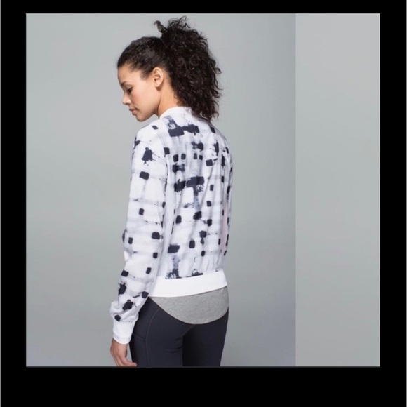 Lululemon Noir Bomber Jacket |I - Picture 2 of 5